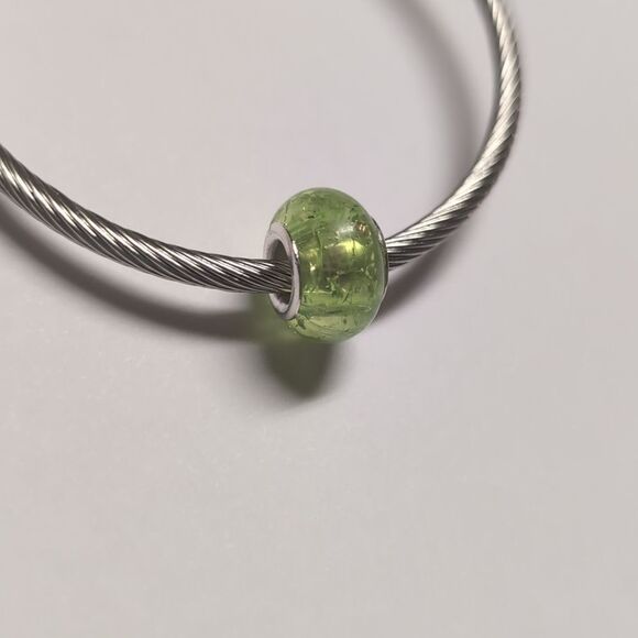 Green "Crushed Glass" Charm for Pandora Style Bracelet - Picture 3 of 4